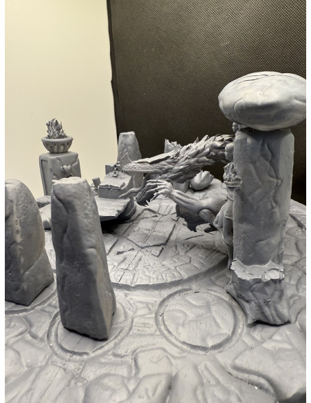 Décor Temple Maudit des Druides - Miniature Dark Fantasy pour Jeux de Rôle